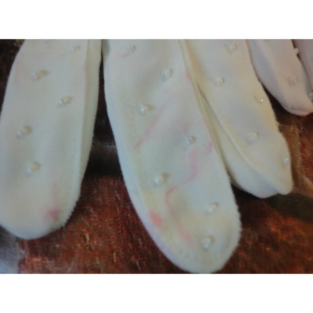 Vintage stretchy nylon beaded off white womens ladies‎ wrist gloves Hong kong